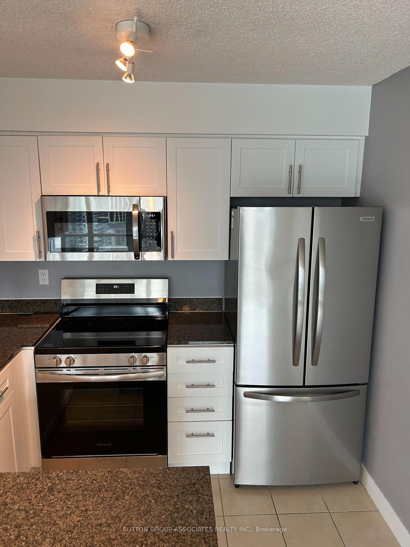 381 Front Street Unit 2703 photo 7