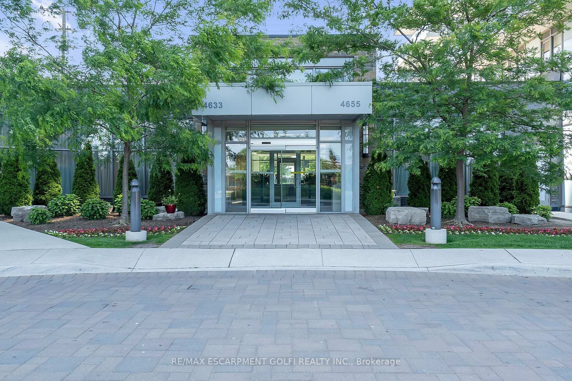 4655 Glen Erin Drive Unit 1408 photo 4