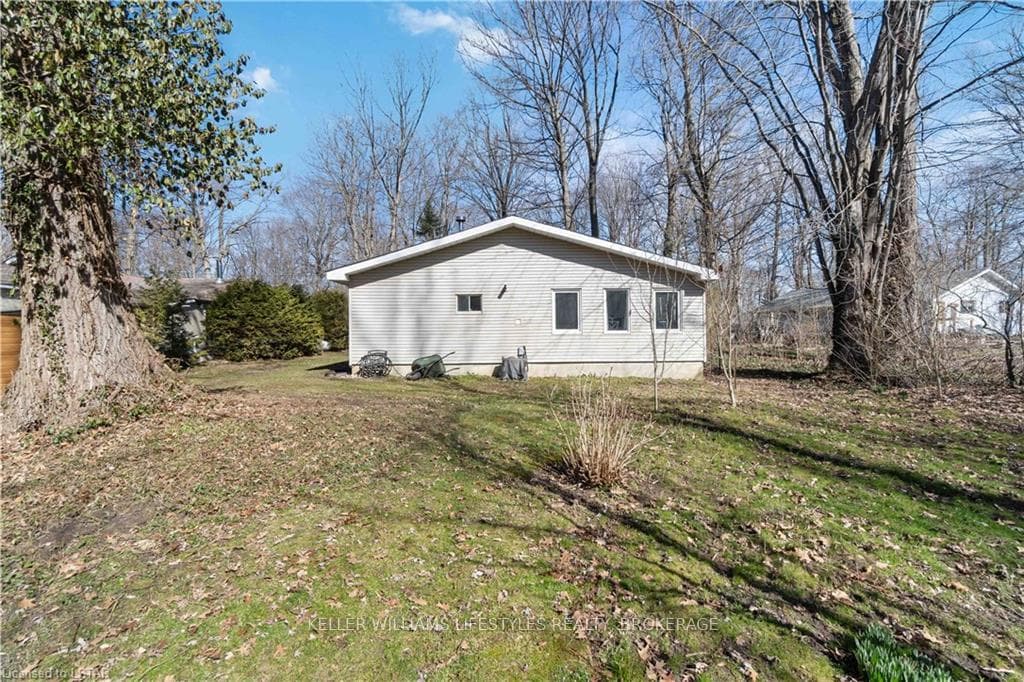 9879 RUBY Lane photo 13