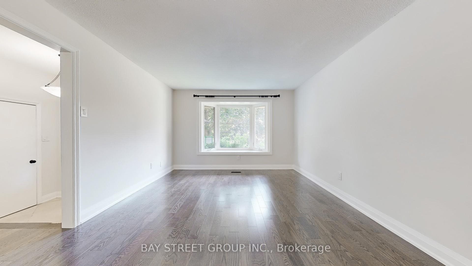 189 harrison Drive photo 5