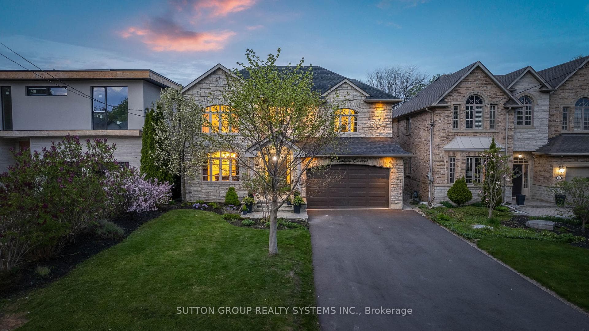 37 Eastglen Crescent photo 2