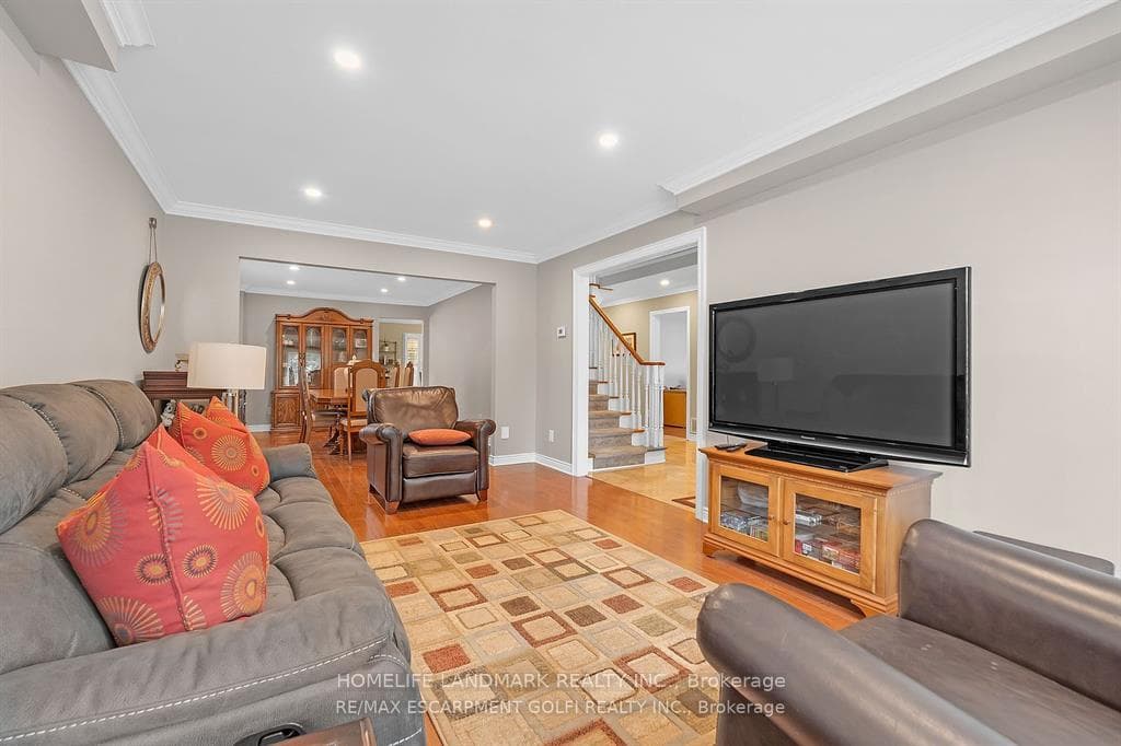 1336 Clearview Drive photo 8