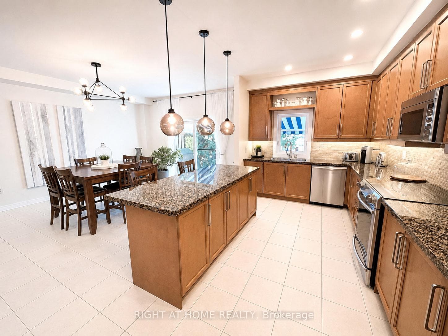 8900 Bathurst Street Unit 10 photo 10