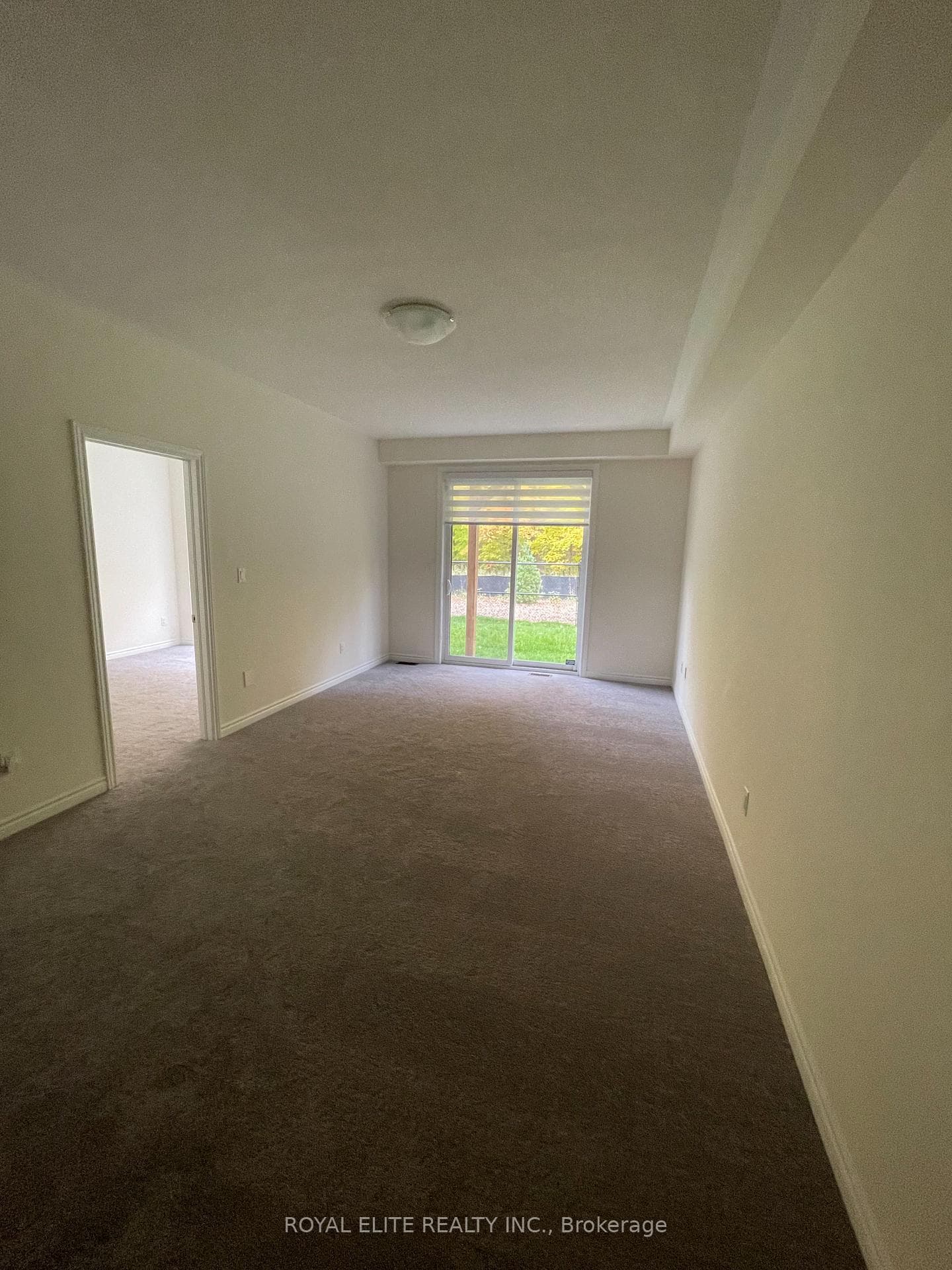 Ground Living Room