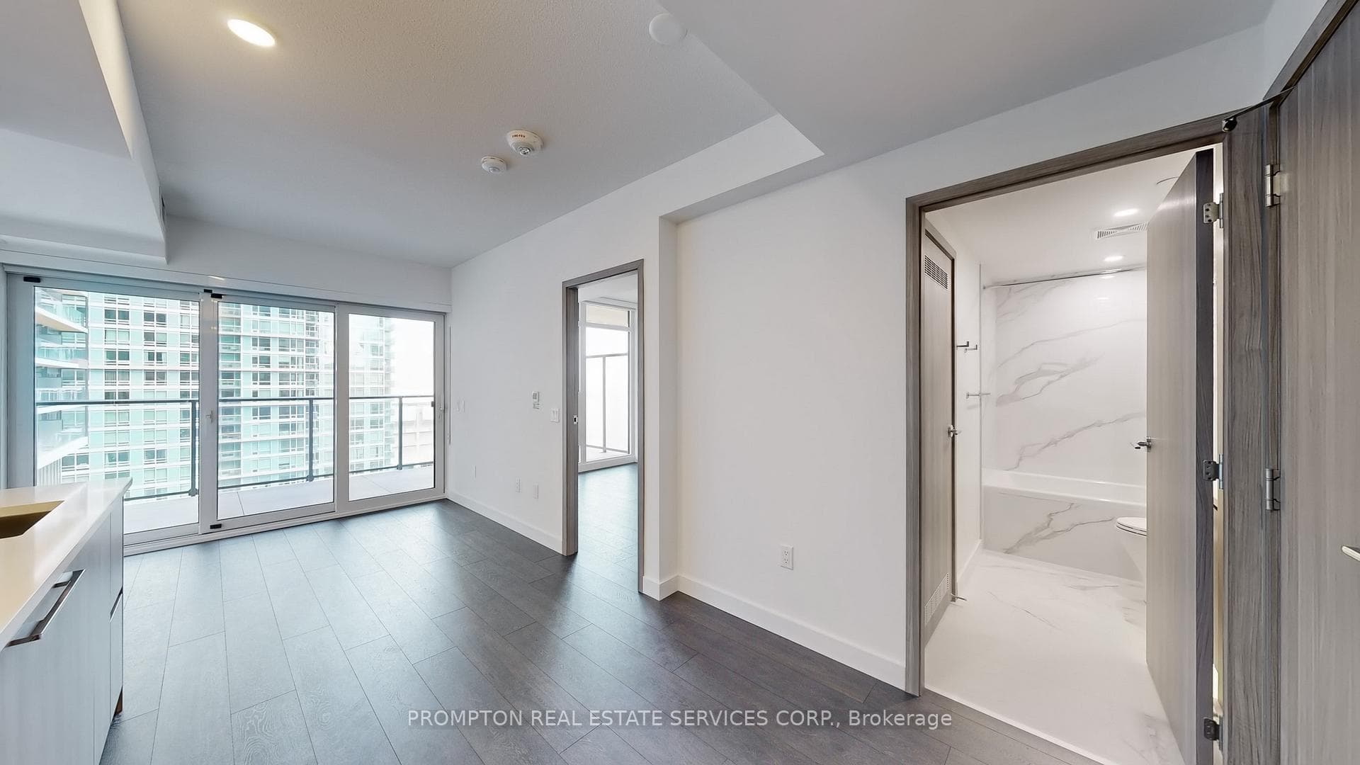 3 Concord Cityplace Way Unit 4307 photo 4