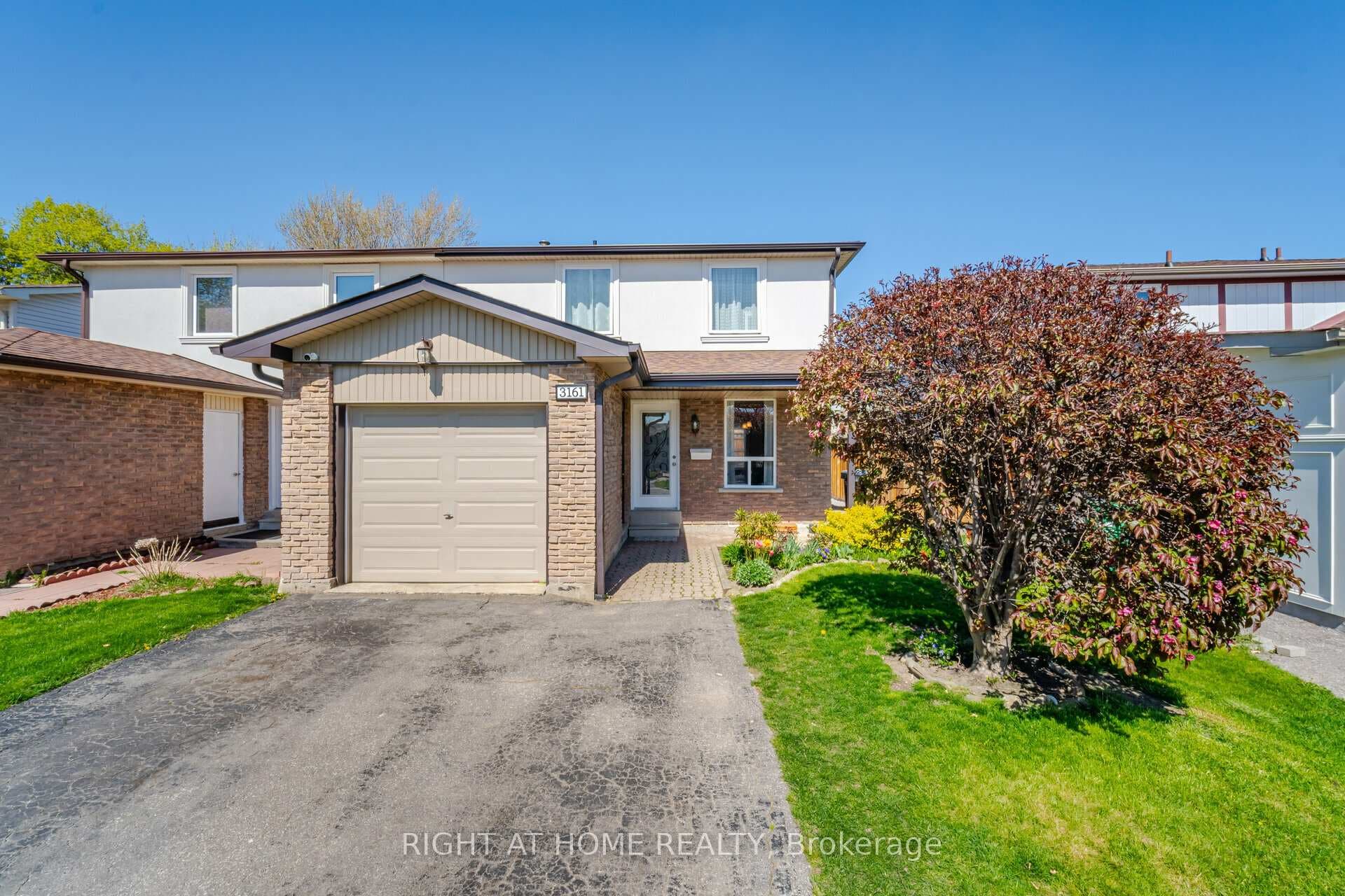 3161 Gwendale Crescent photo 2