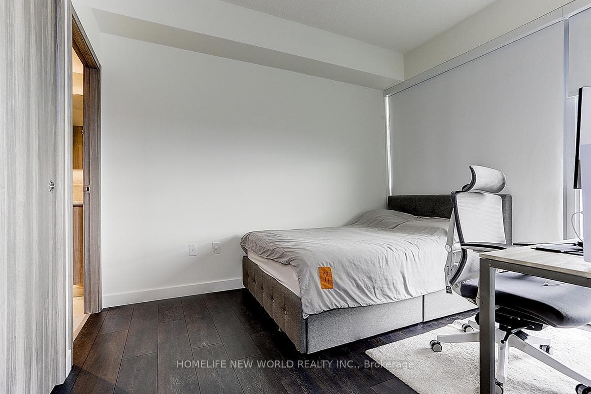 85 Mcmahon Drive Unit 2102 photo 16