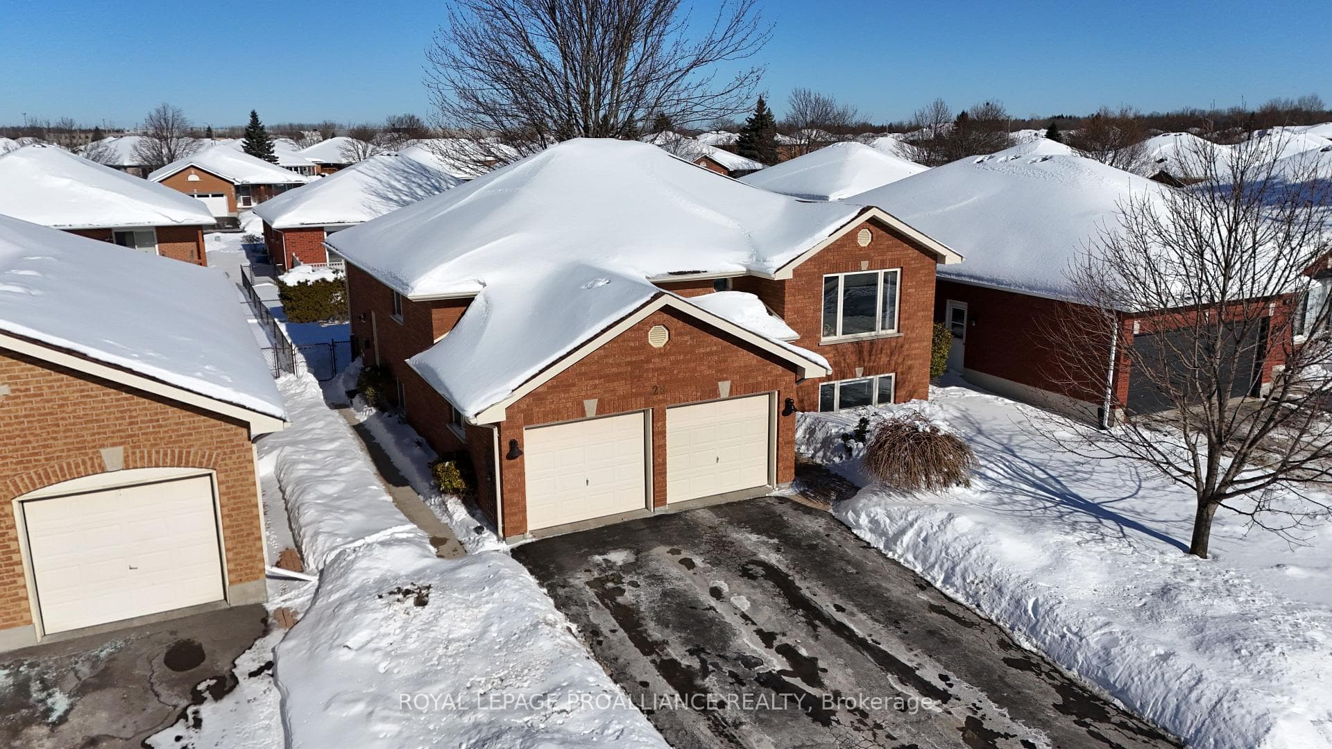 28 Oak Ridge Boulevard photo 4