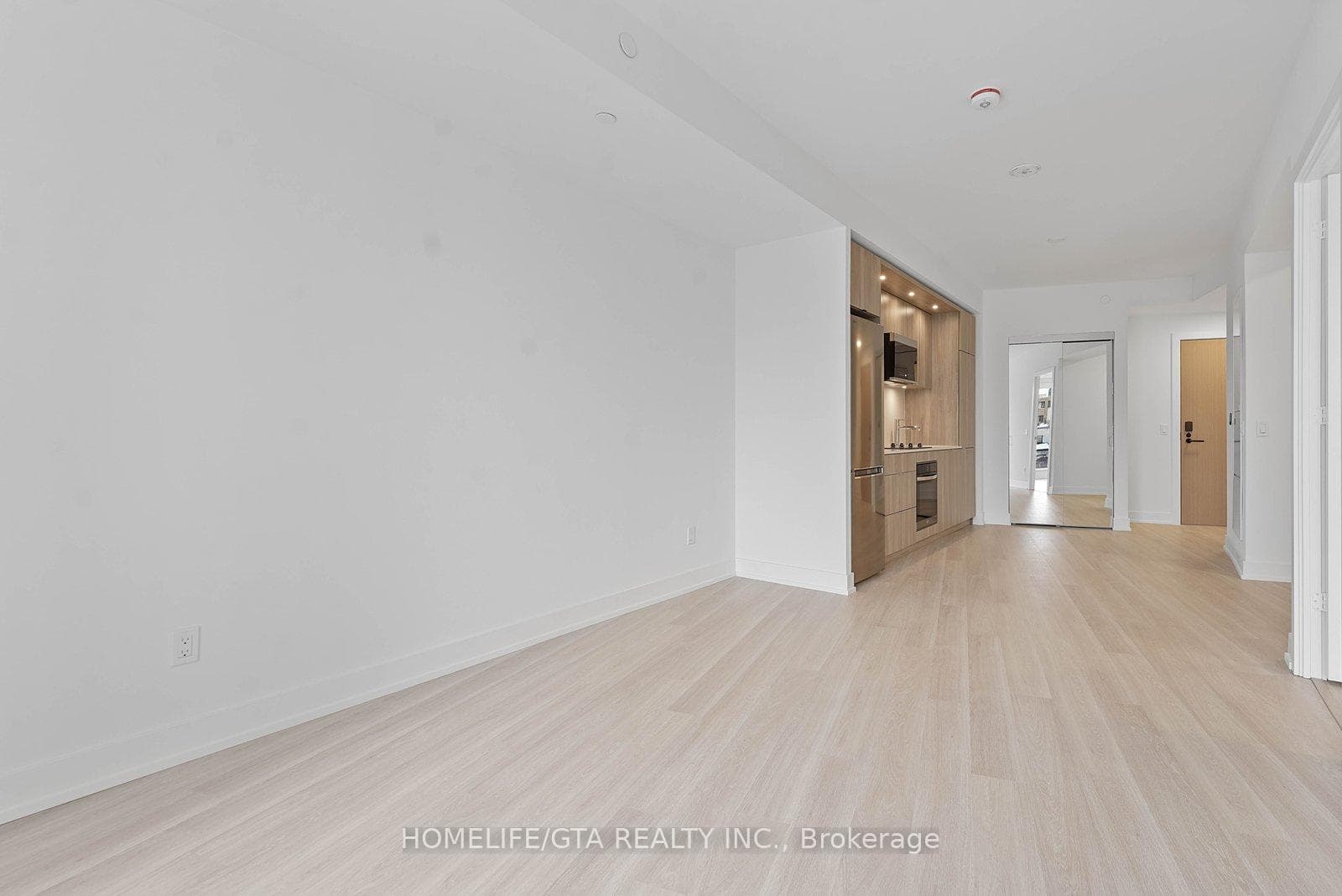 25 Cordova Avenue Unit 305 photo 8