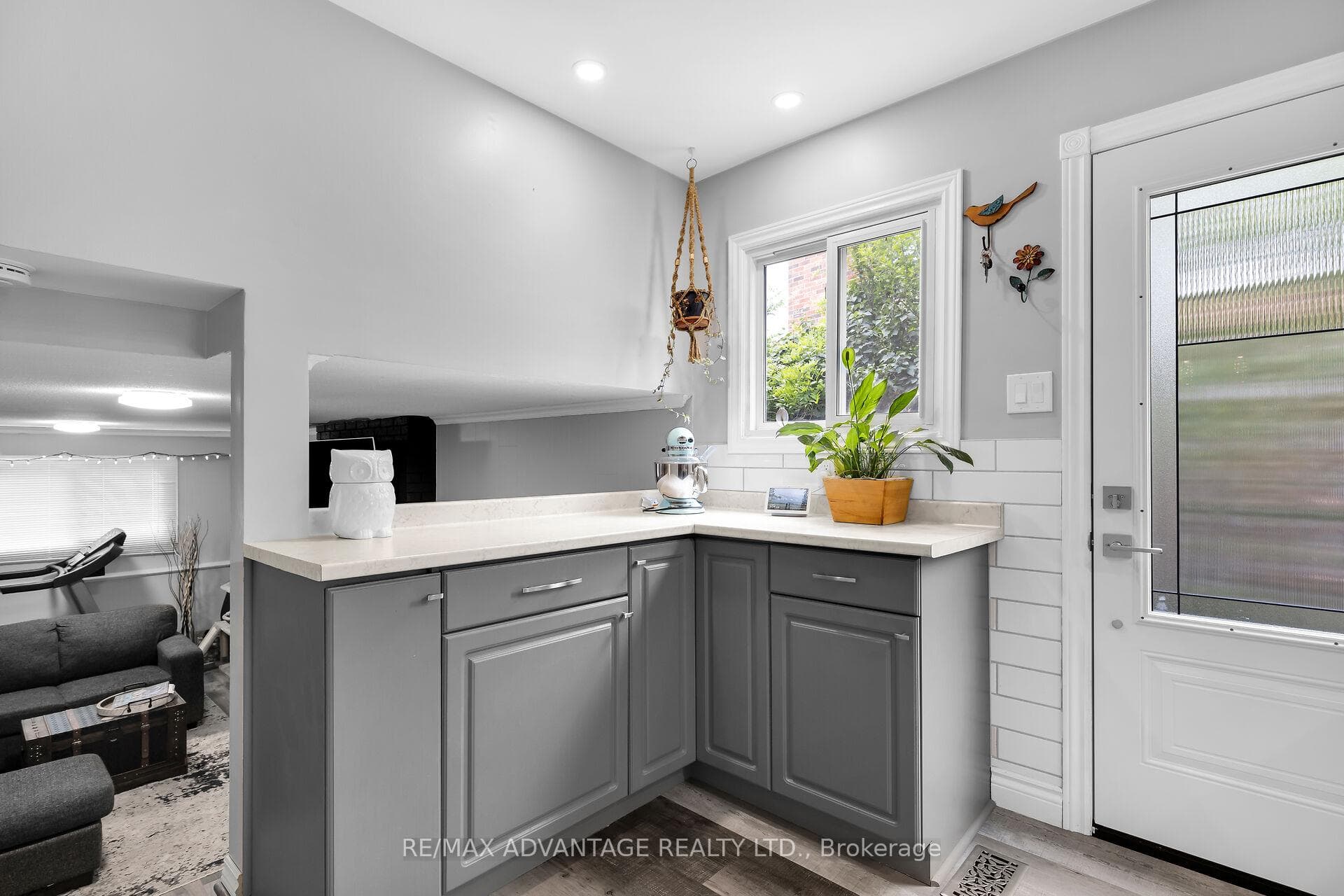 7 Lochern Road photo 8