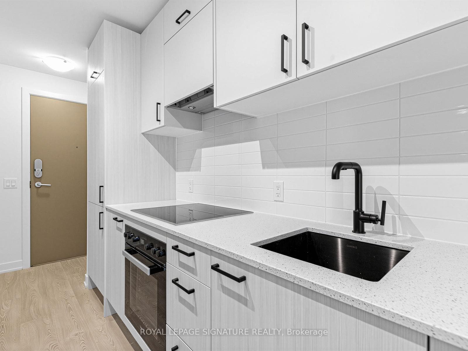 5 Quarrington Lane Unit 1401 photo 7