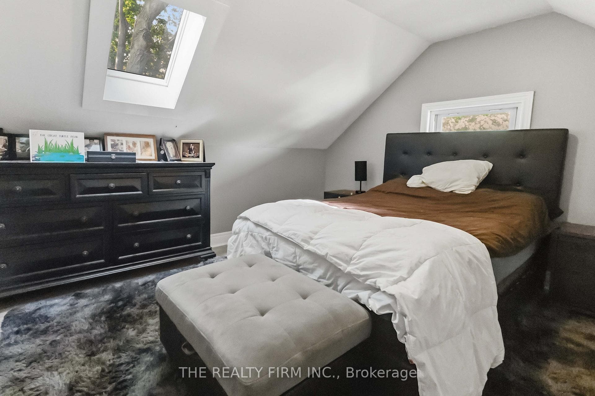 340 Riverside Drive photo 26