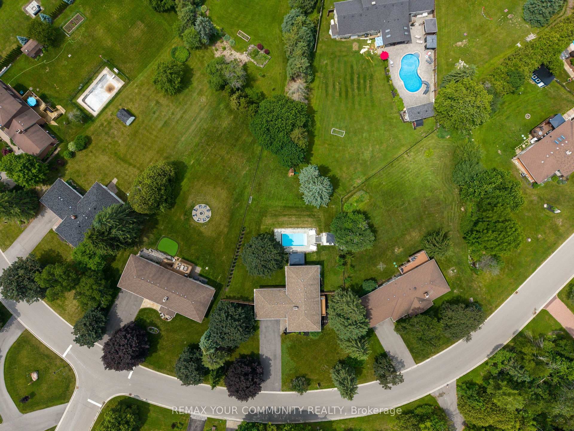 72 Cook Drive photo 47