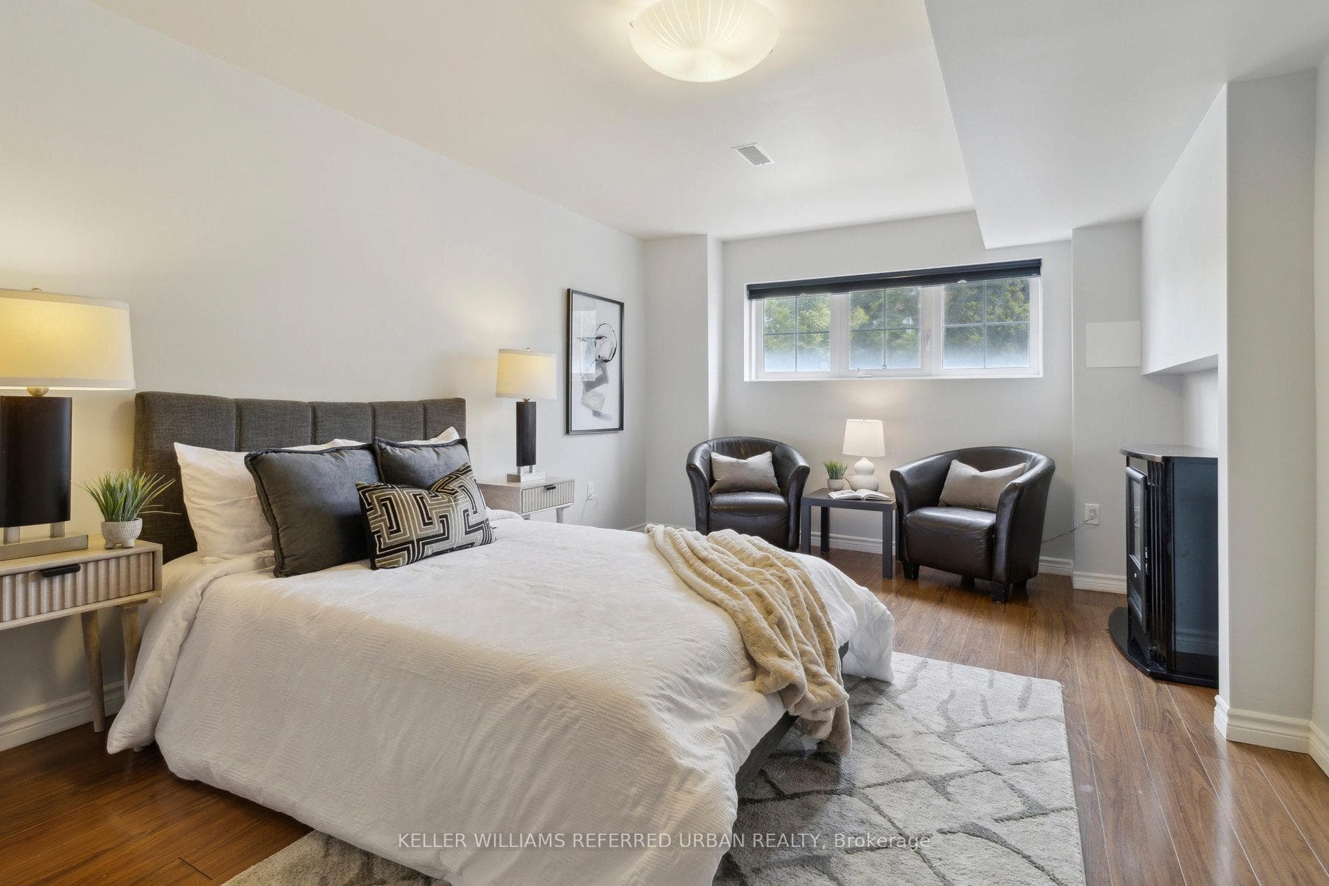 35 Manley Avenue photo 32