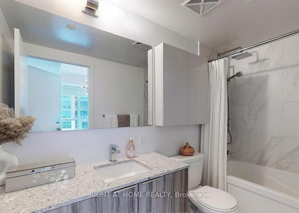31 Tippett Road Unit #362 photo 10