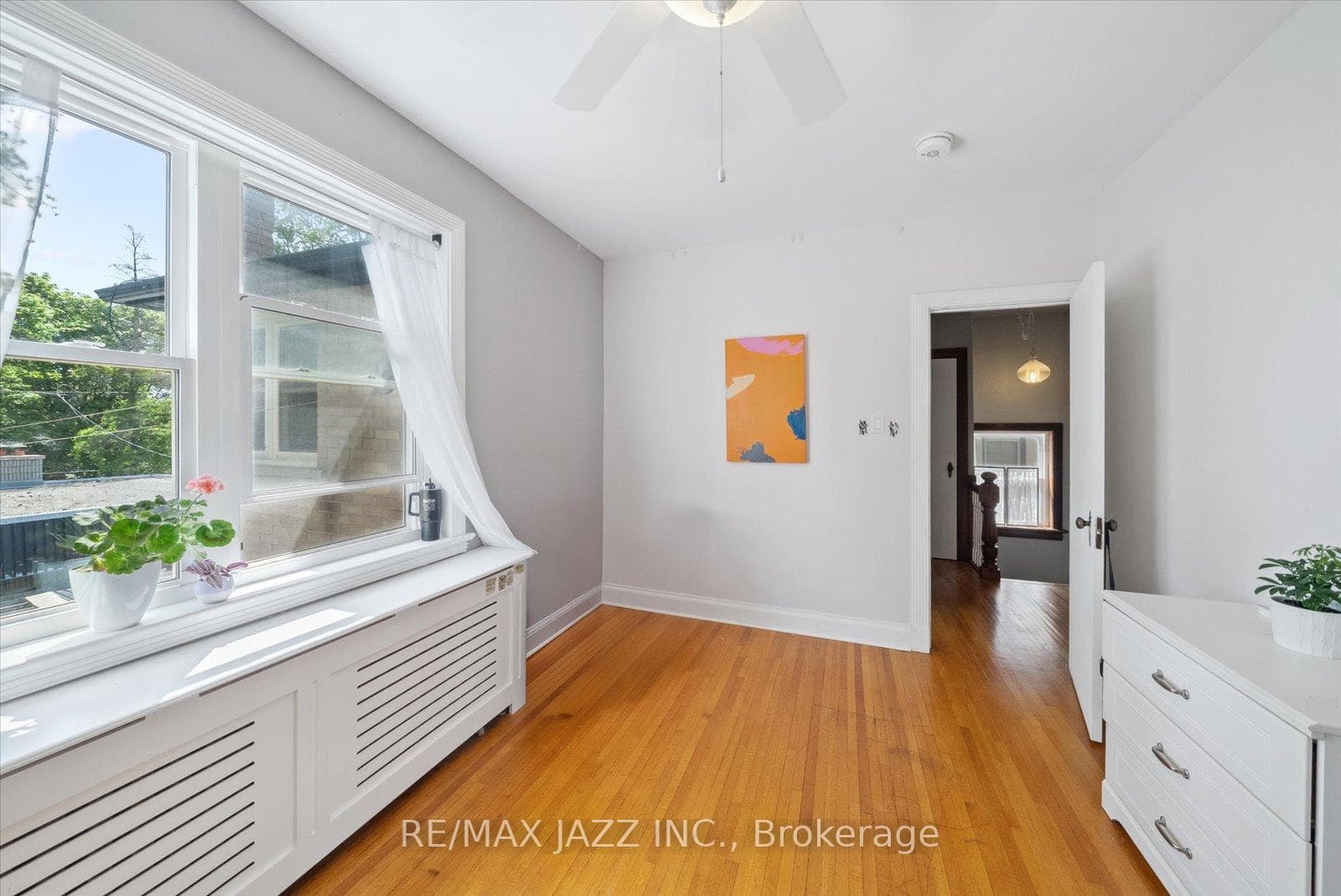 Second bedroom