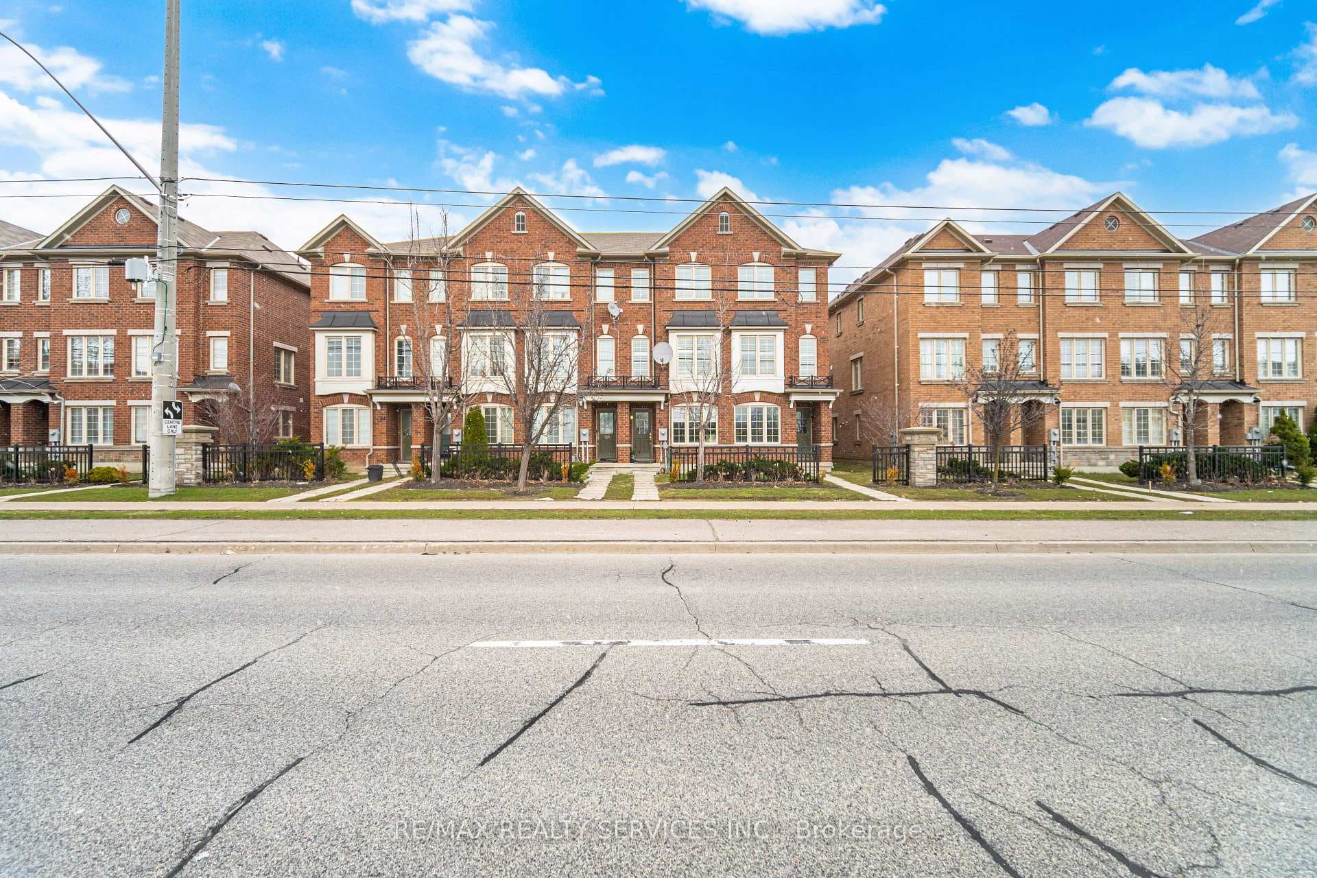 30 Peach Drive photo 4