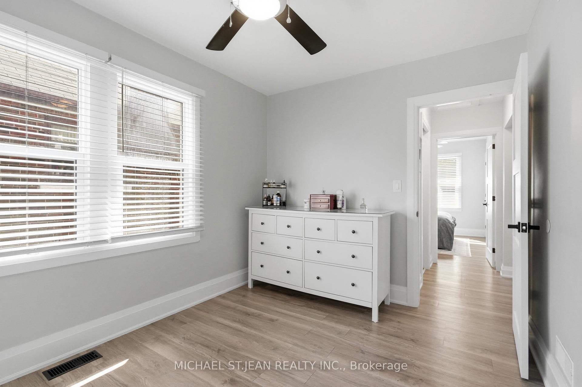 58 Tragina Avenue photo 30