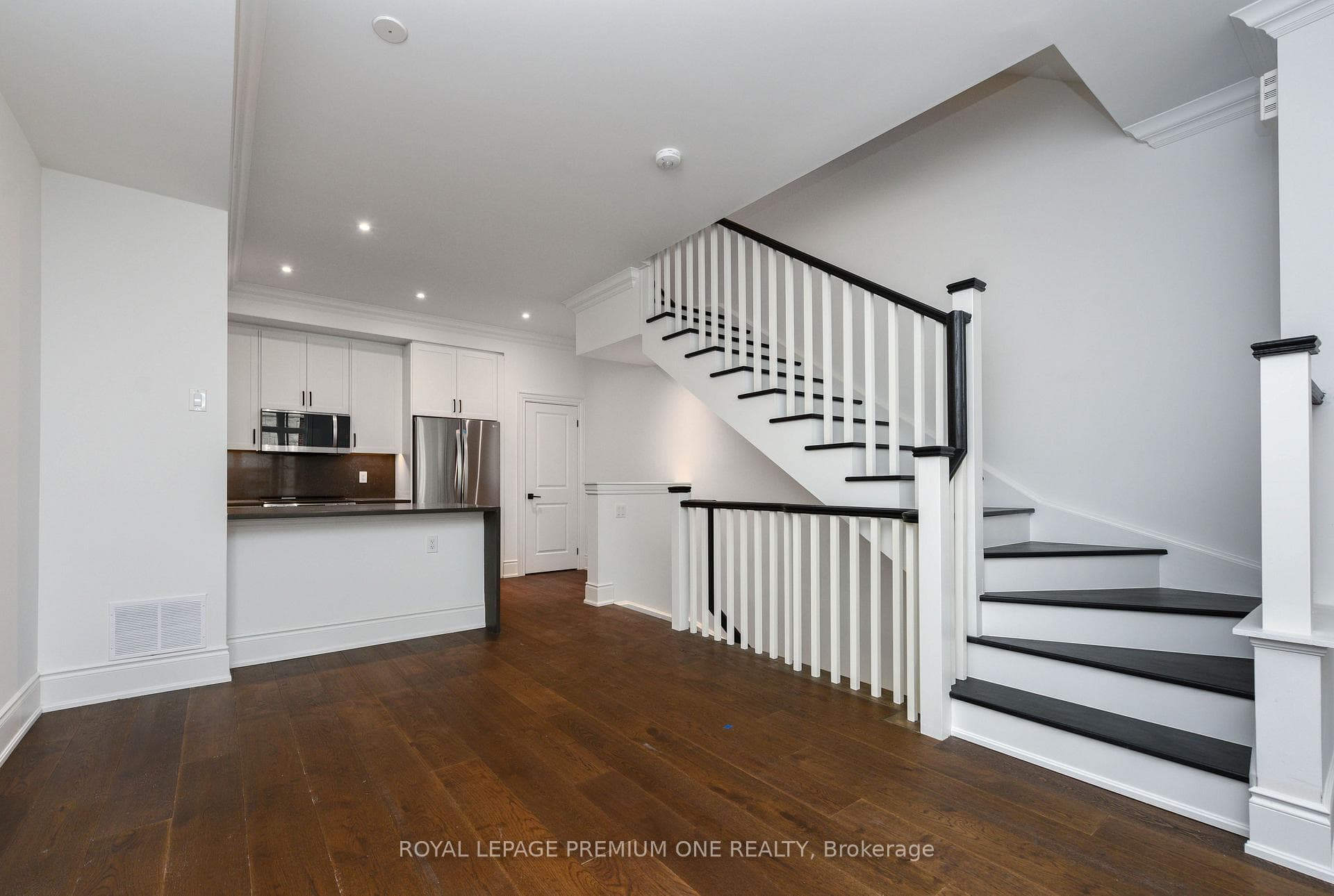 55 Lunar Crescent Unit 140 photo 10