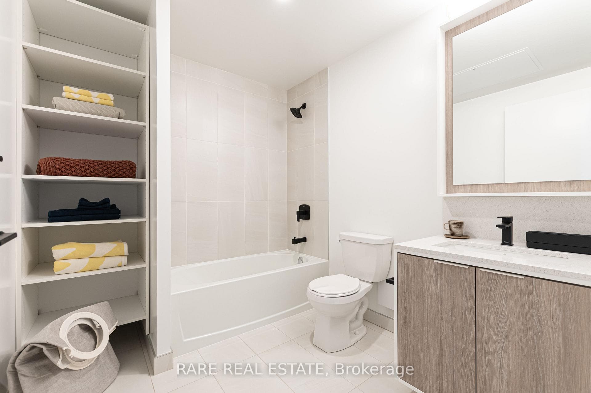 36 Zorra Street Unit 602 photo 7