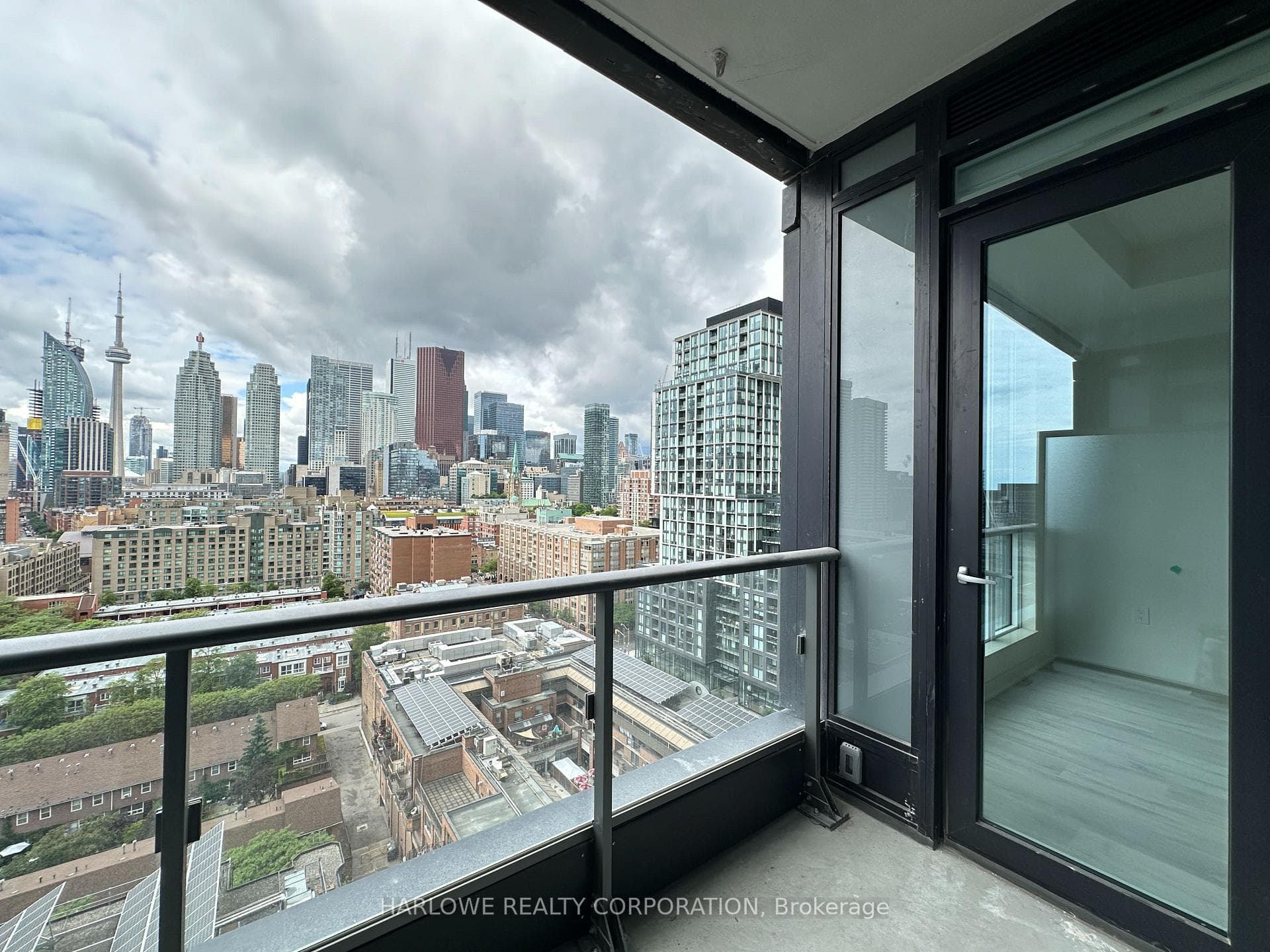 135 Lower Sherbourne Street Unit 1565 W photo 12