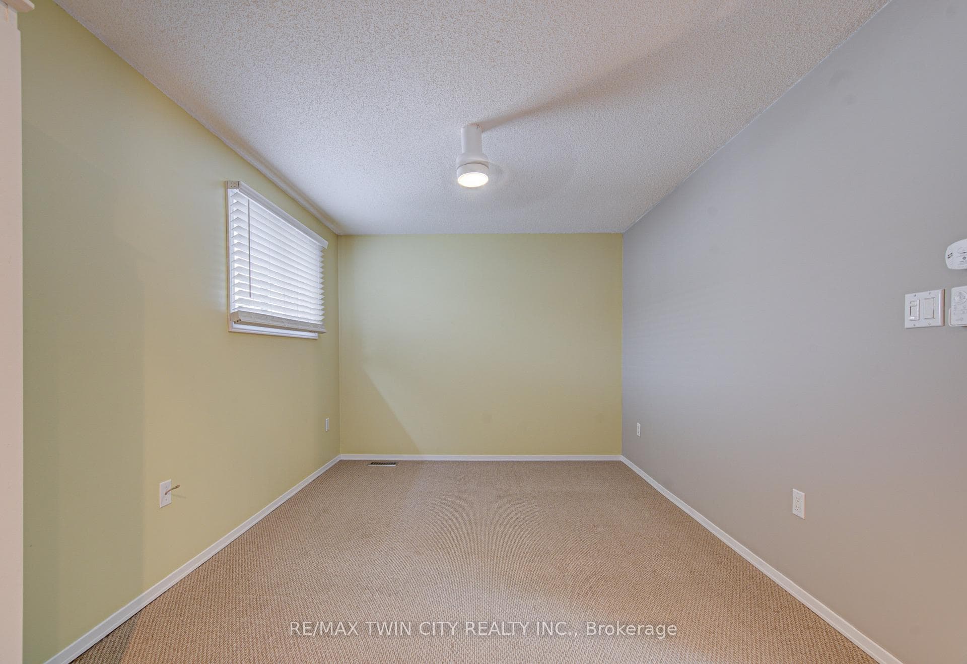 54 Green Valley Drive Unit 12 photo 22