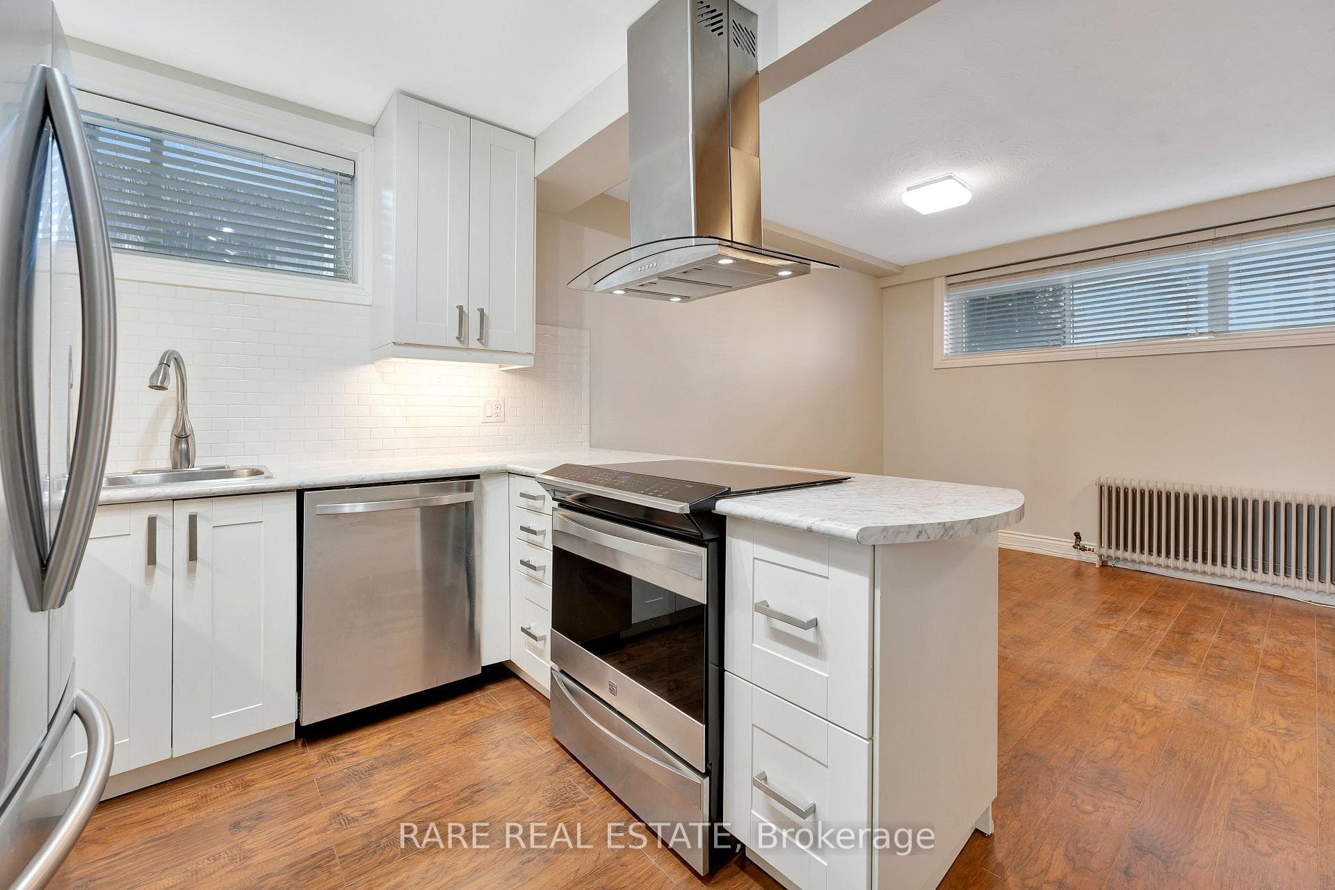 10 Budgell Terrace Unit Lower photo 3