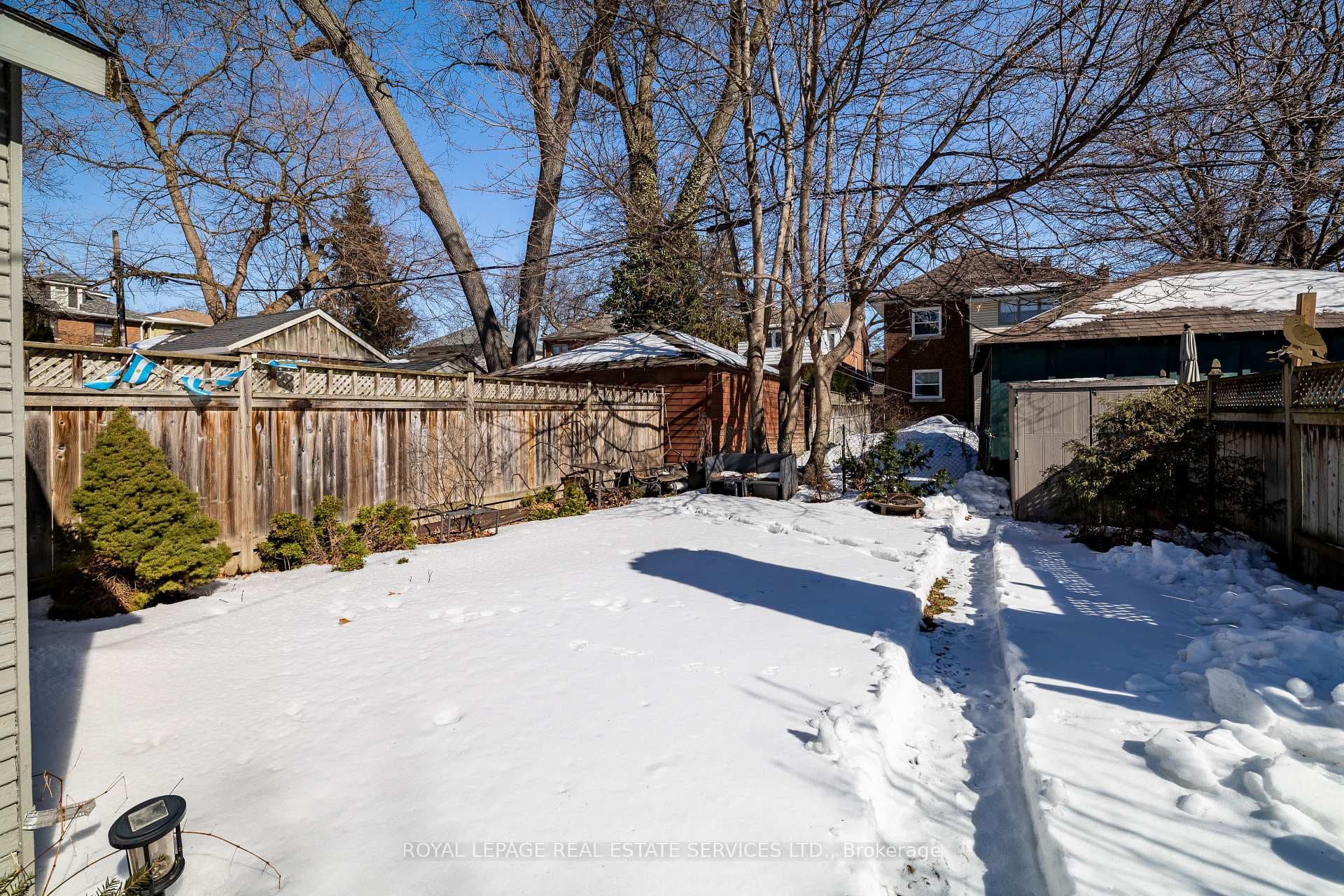 341 Armadale Avenue photo 47