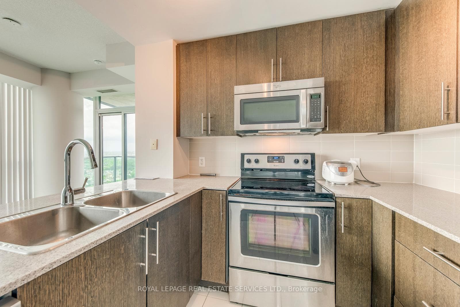 3985 Grand Park Drive Unit 2608 photo 16