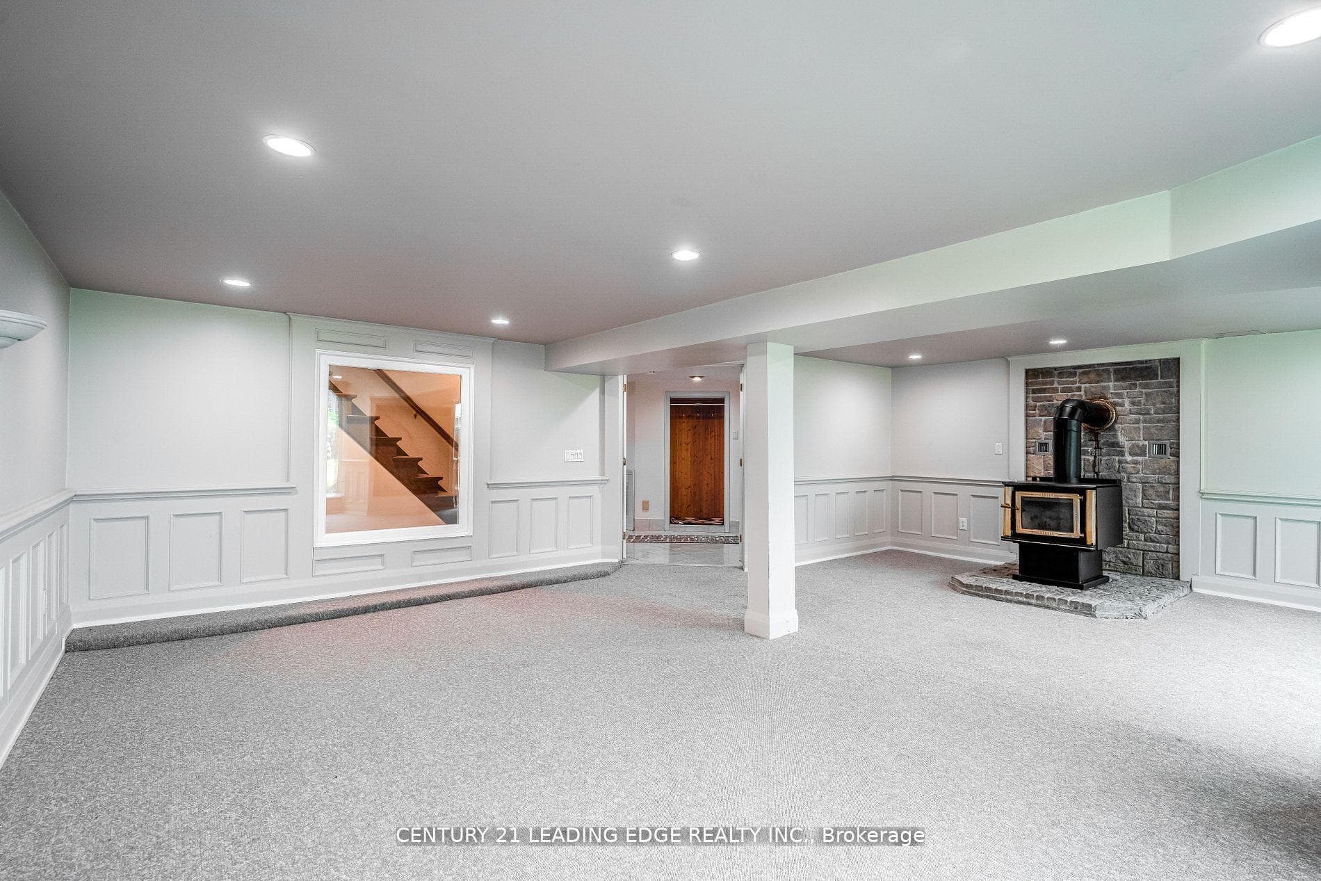 393 CANAL Road photo 22