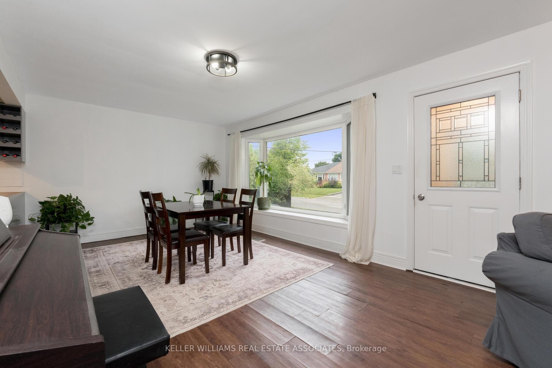 36 Raylawn Crescent photo 8