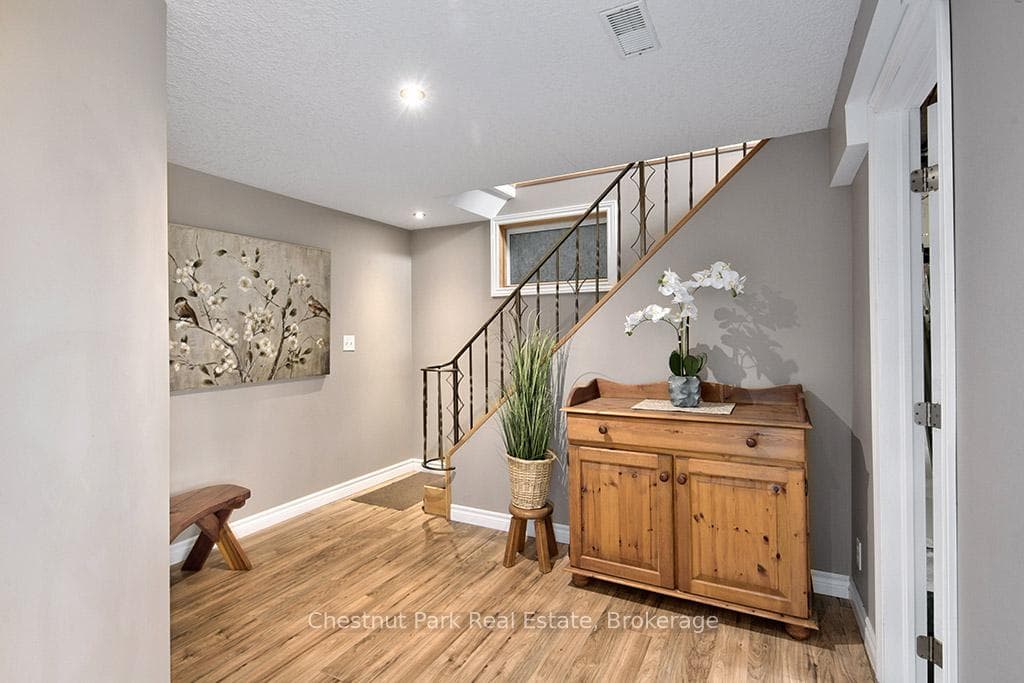 481 24th Street photo 23