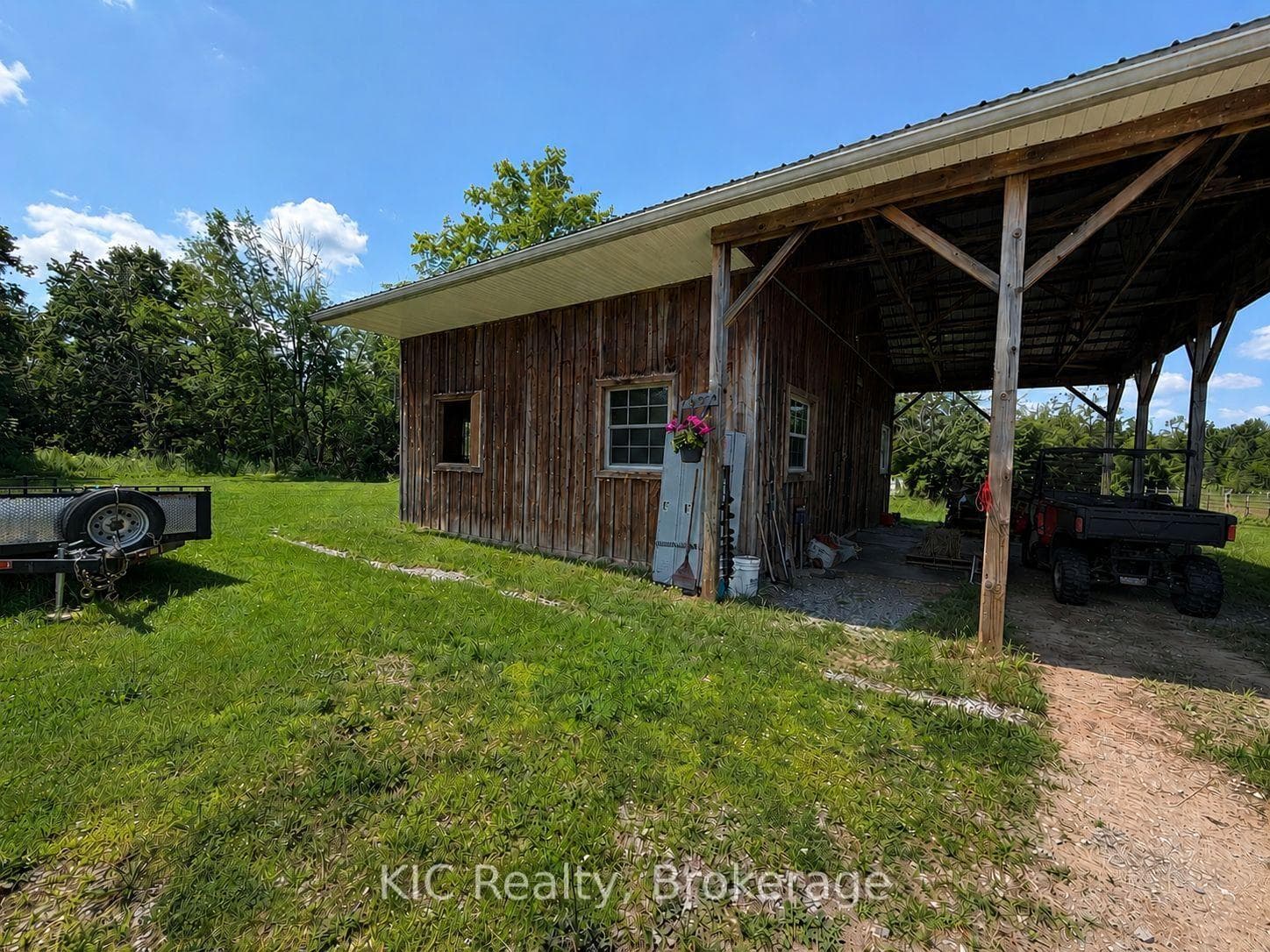 221 Jones Road photo 11