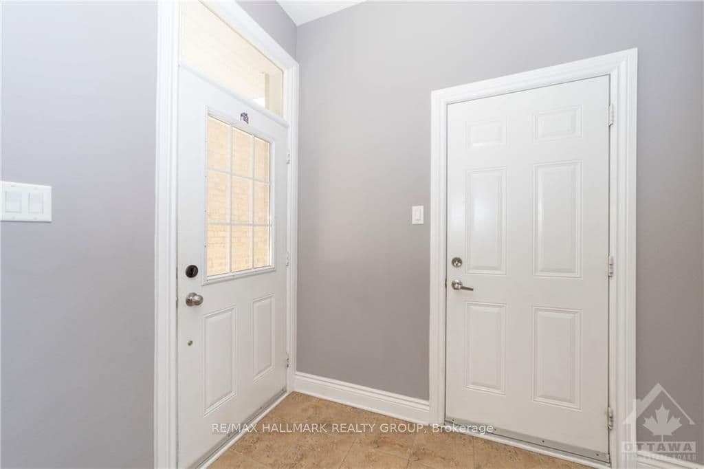 112 DESMOND TRUDEAU Drive photo 5
