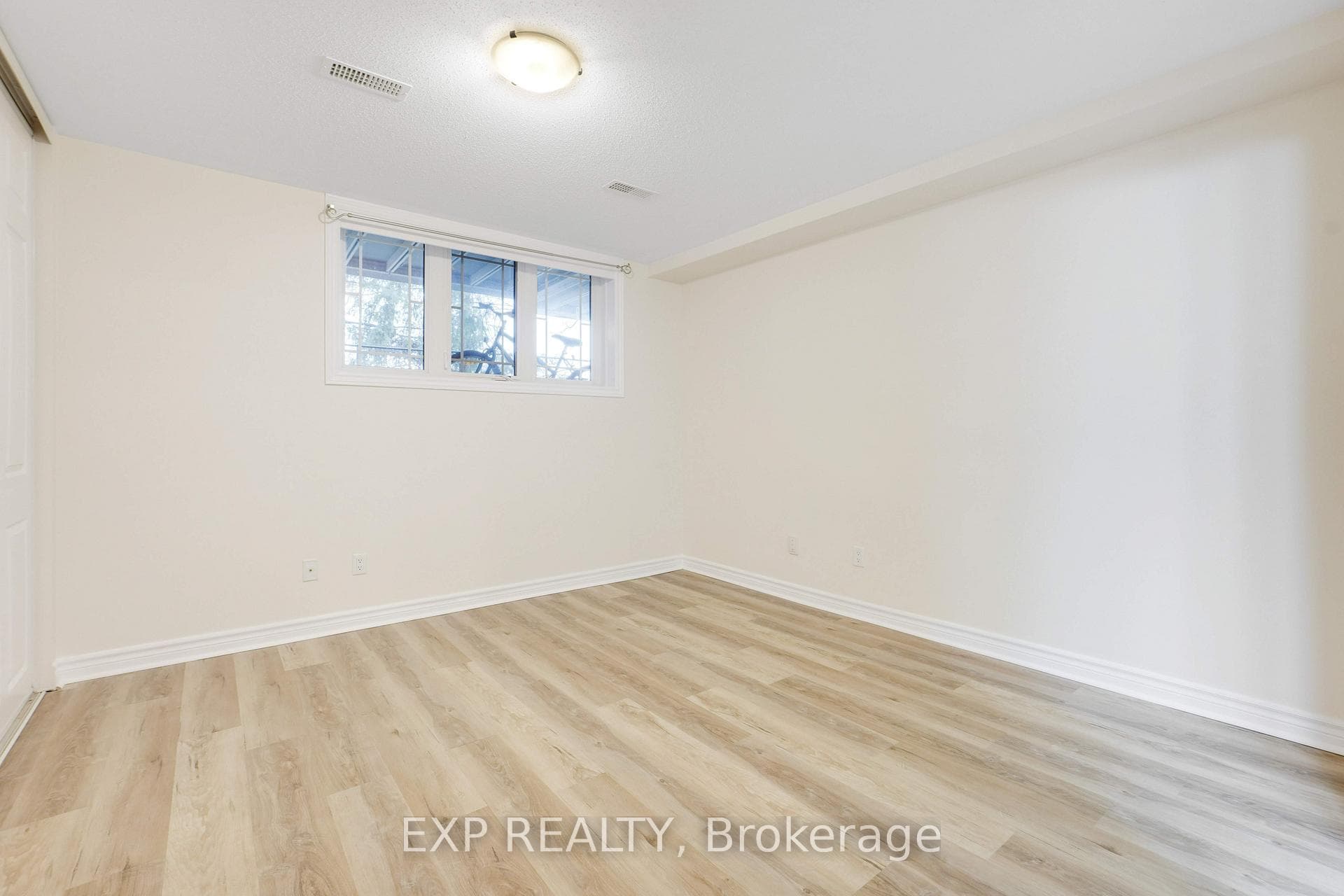 201 Paseo Private Unit 14 photo 15