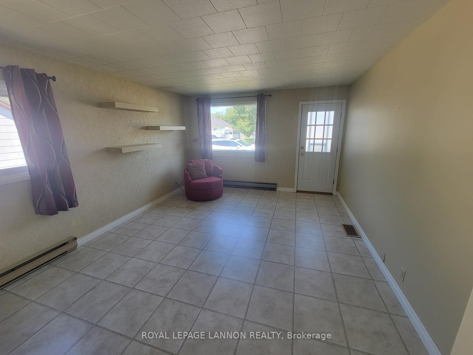 316 Newman Street photo 22