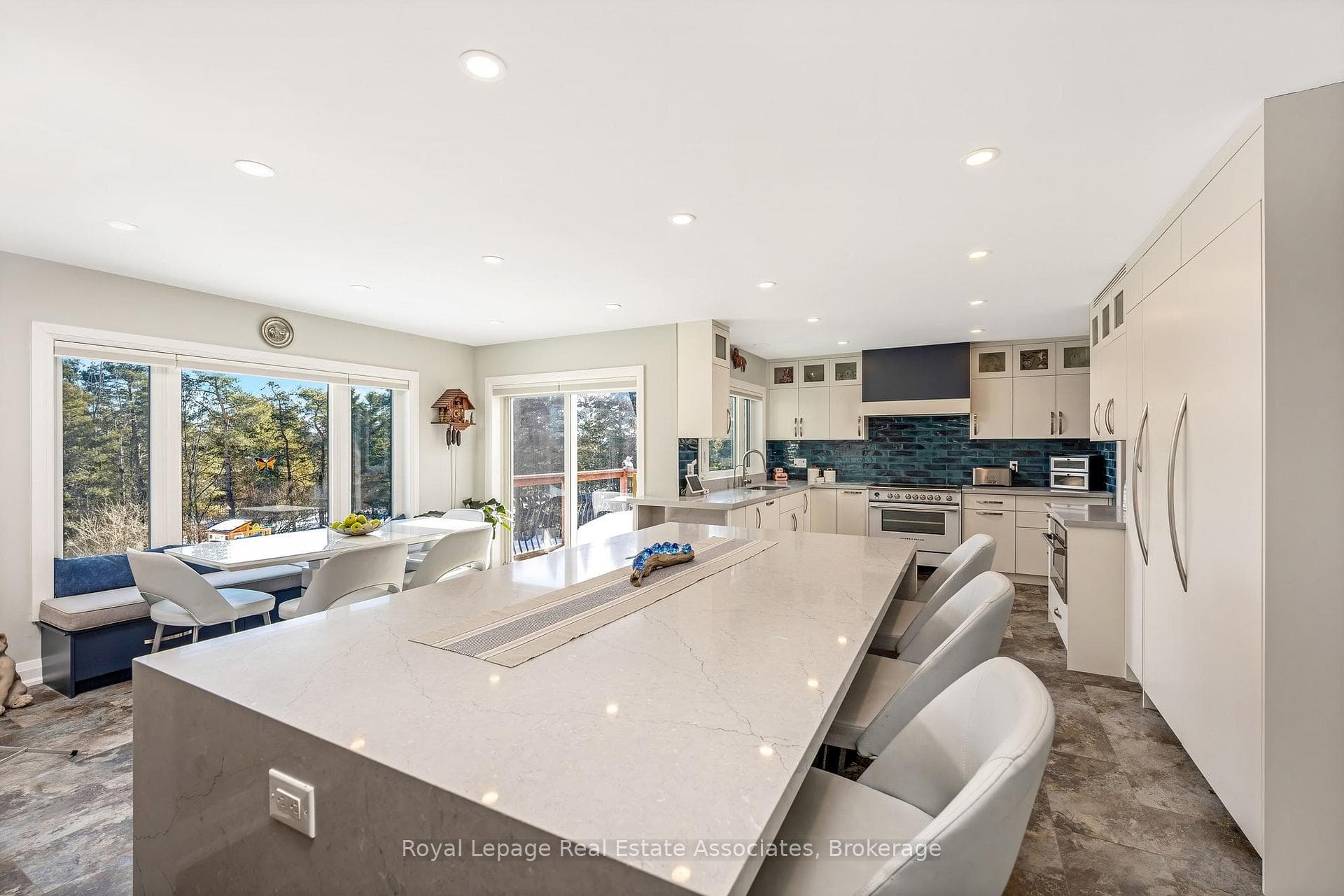 10 Kildare Drive photo 14