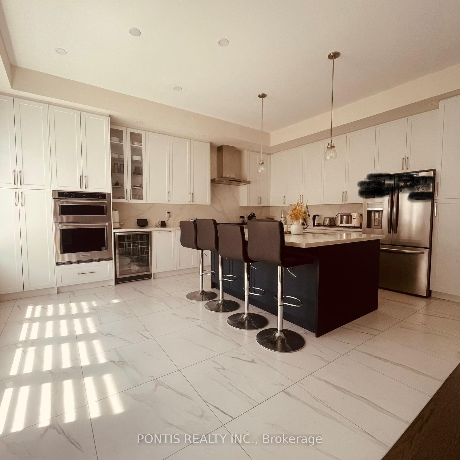1324 Queens Plate Road photo 6