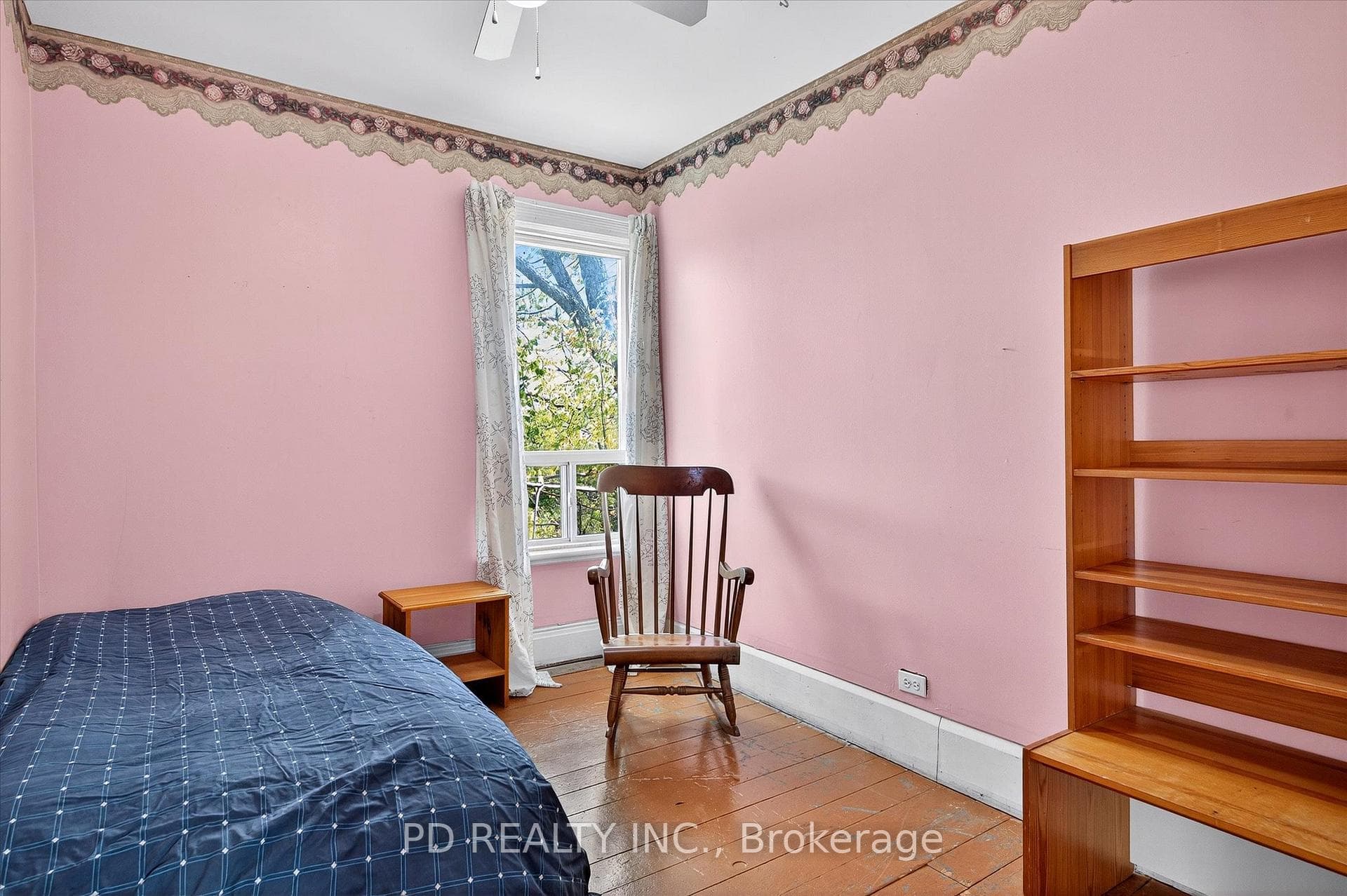 64 King Street photo 39