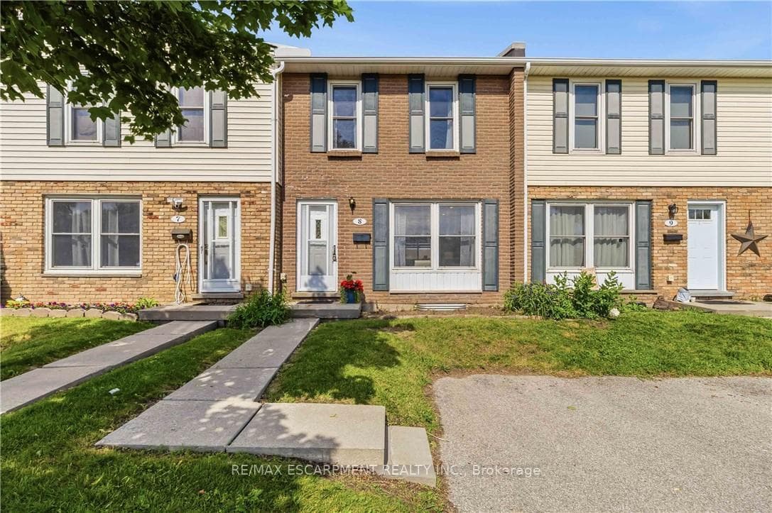 596 GREY Street Unit 8 photo 6