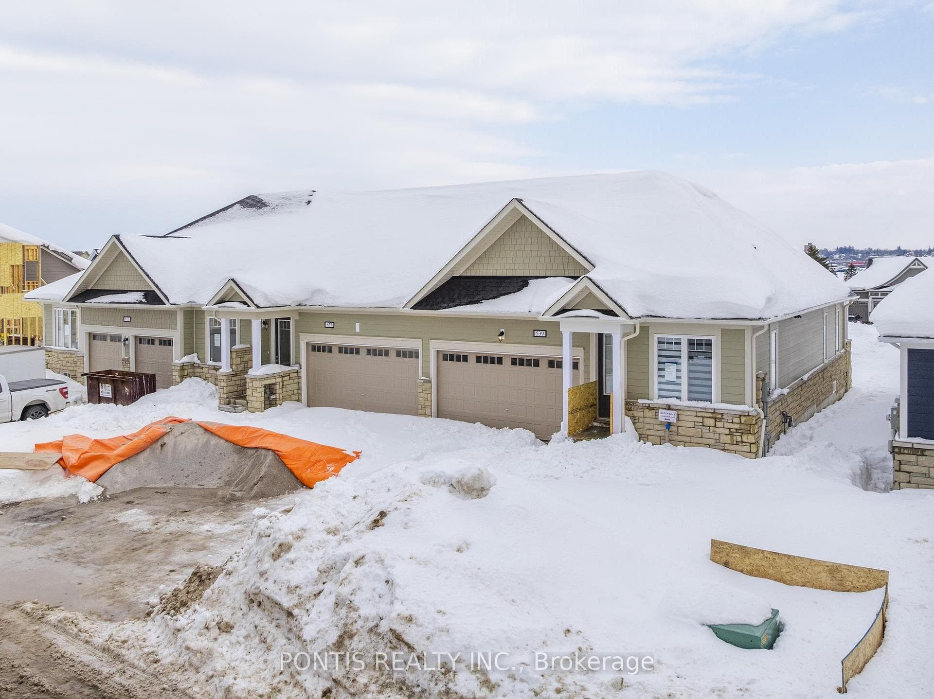 539 Hudson Crescent photo 37