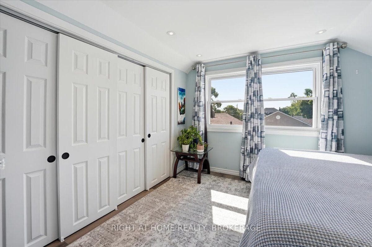 63 Plymouth Avenue photo 24