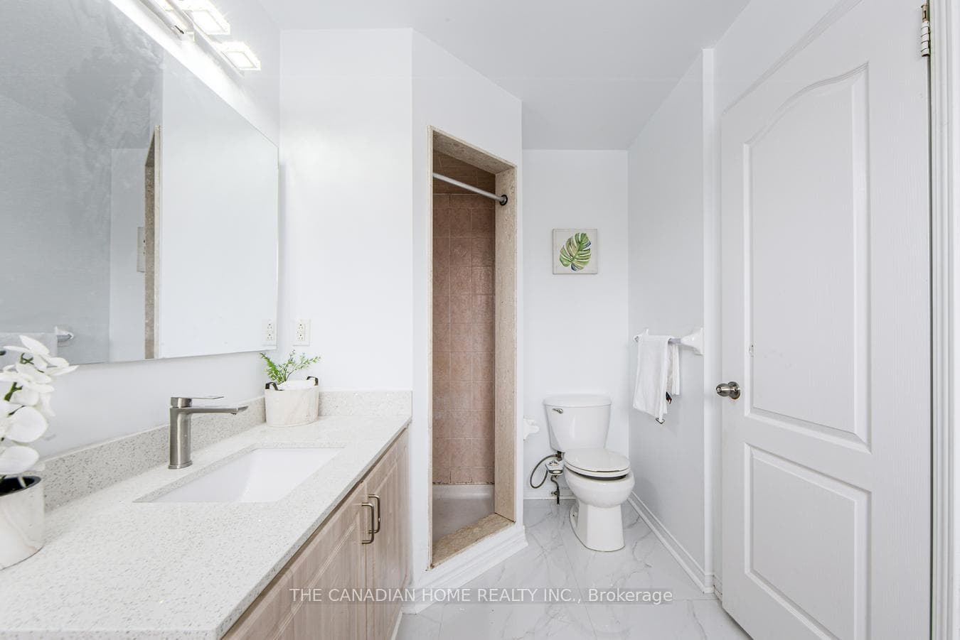44 EARLSBRIDGE Boulevard photo 22