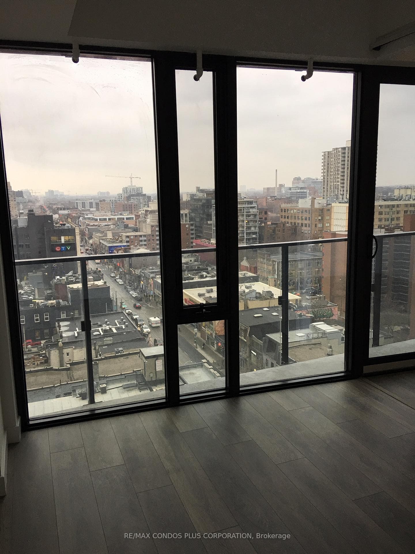 215 Queen Street Unit 1202 photo 4