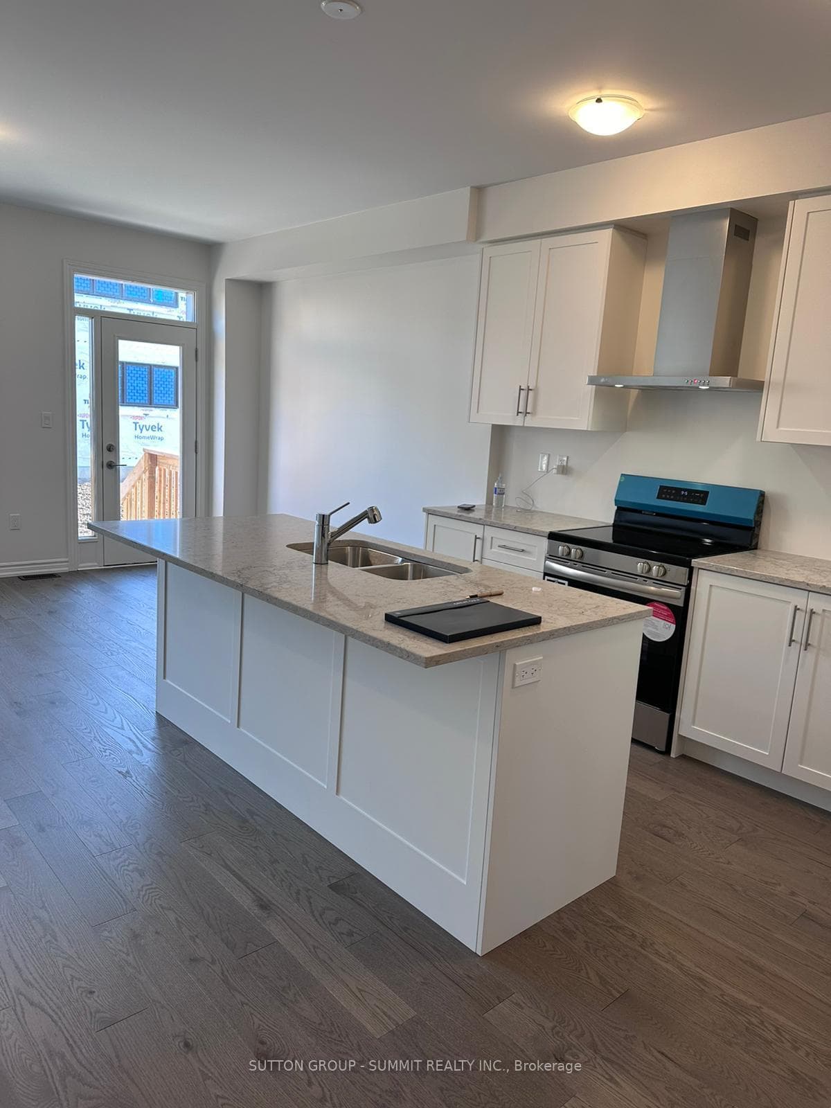 1467 Watercress Way photo 10