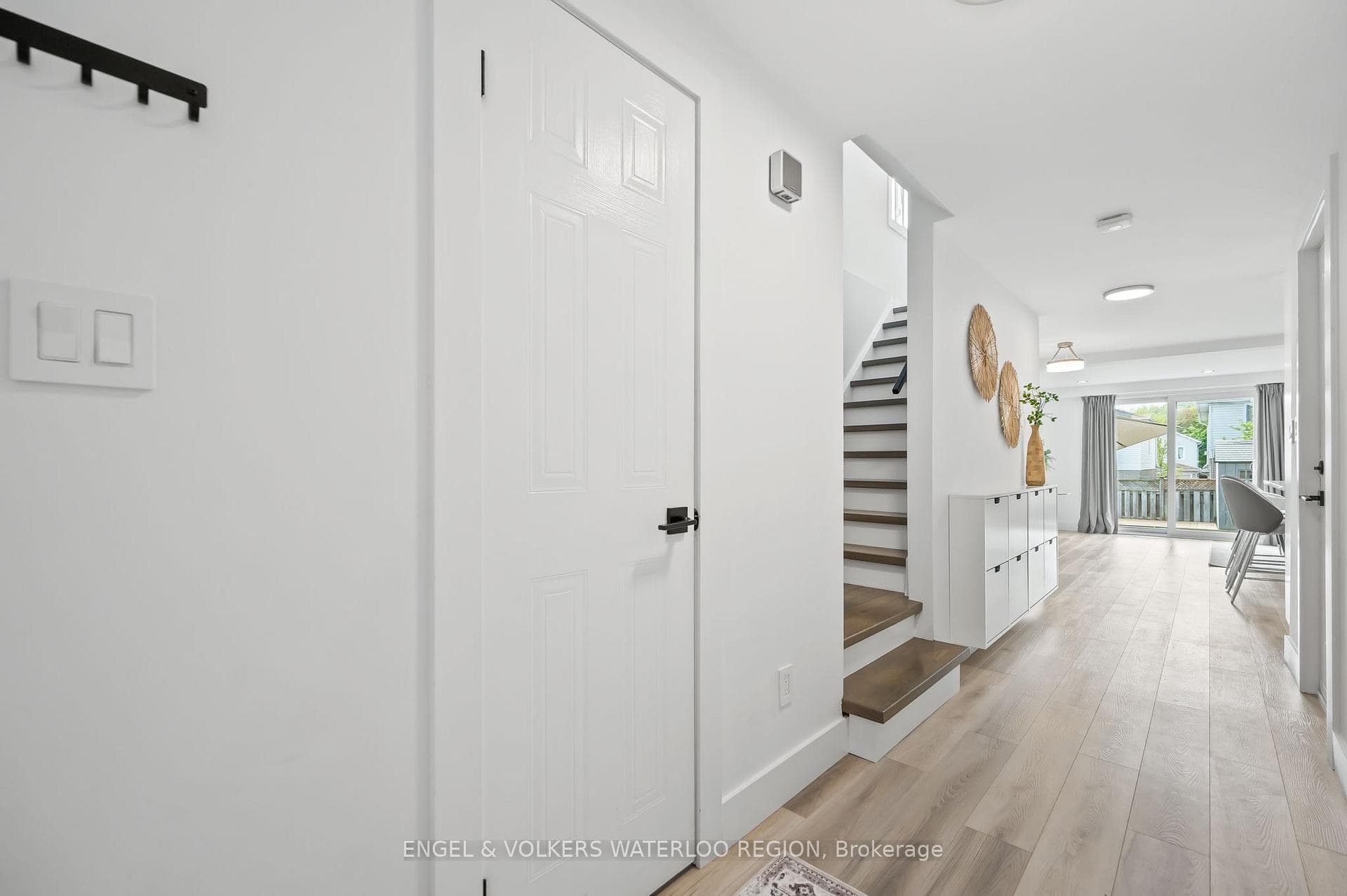 46 Hackberry Street photo 8