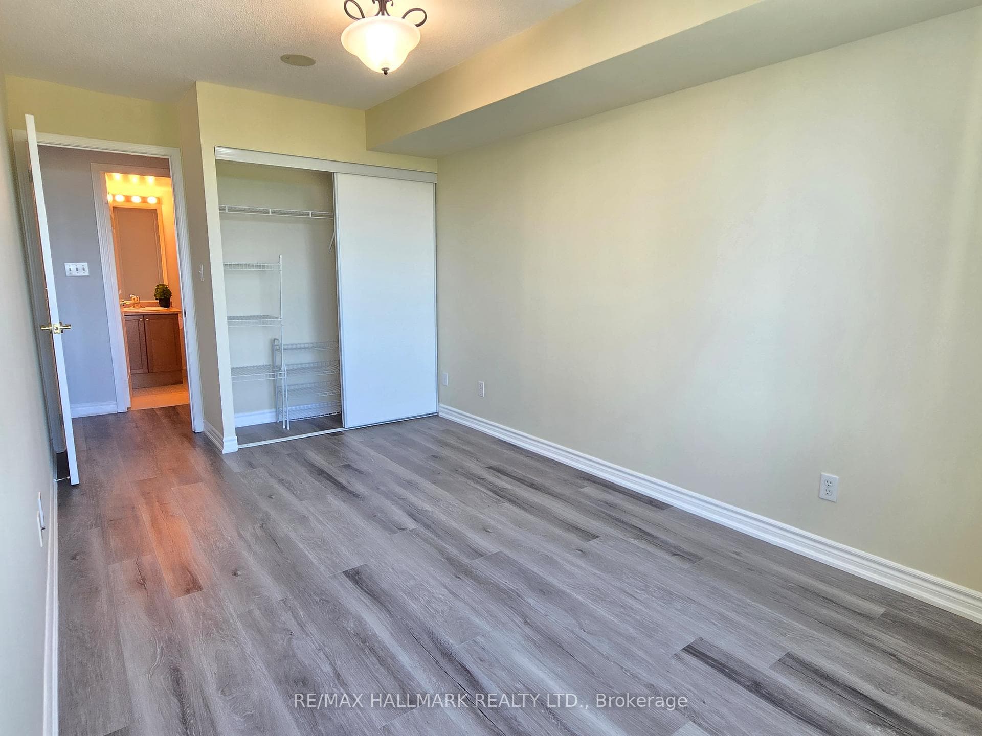 18 Spring Garden Avenue Unit 1606 photo 16