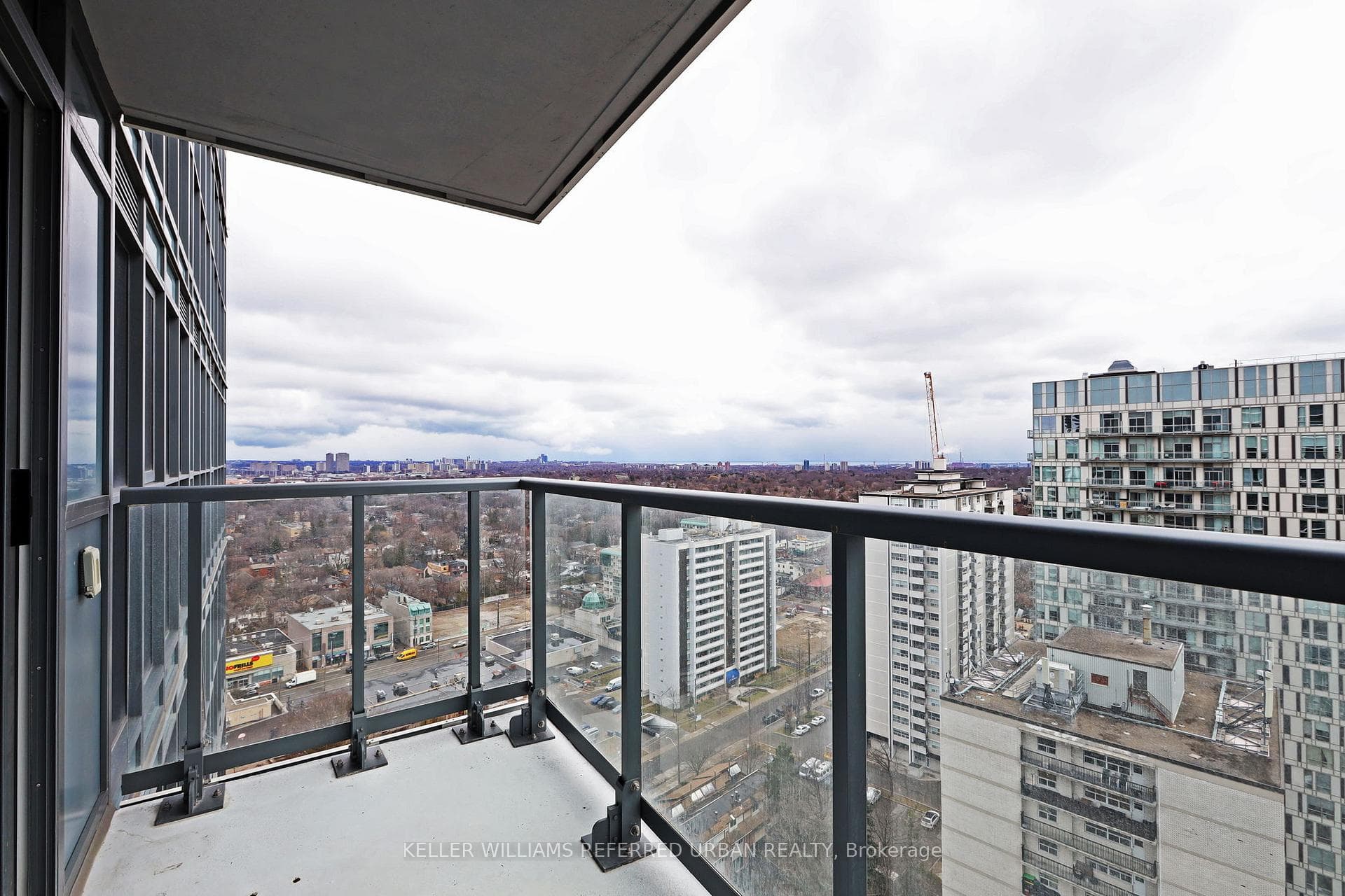 125 Redpath Avenue Unit 2309 photo 21