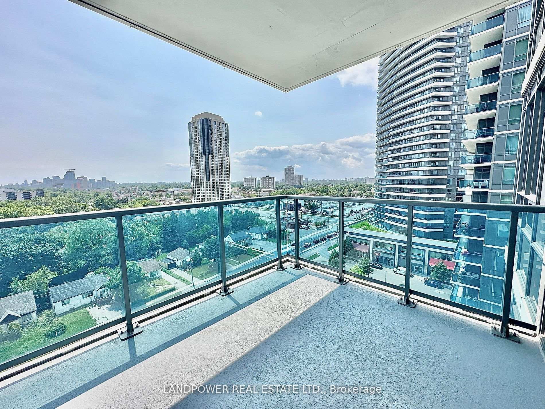 7167 Yonge Street Unit 1109 photo 10