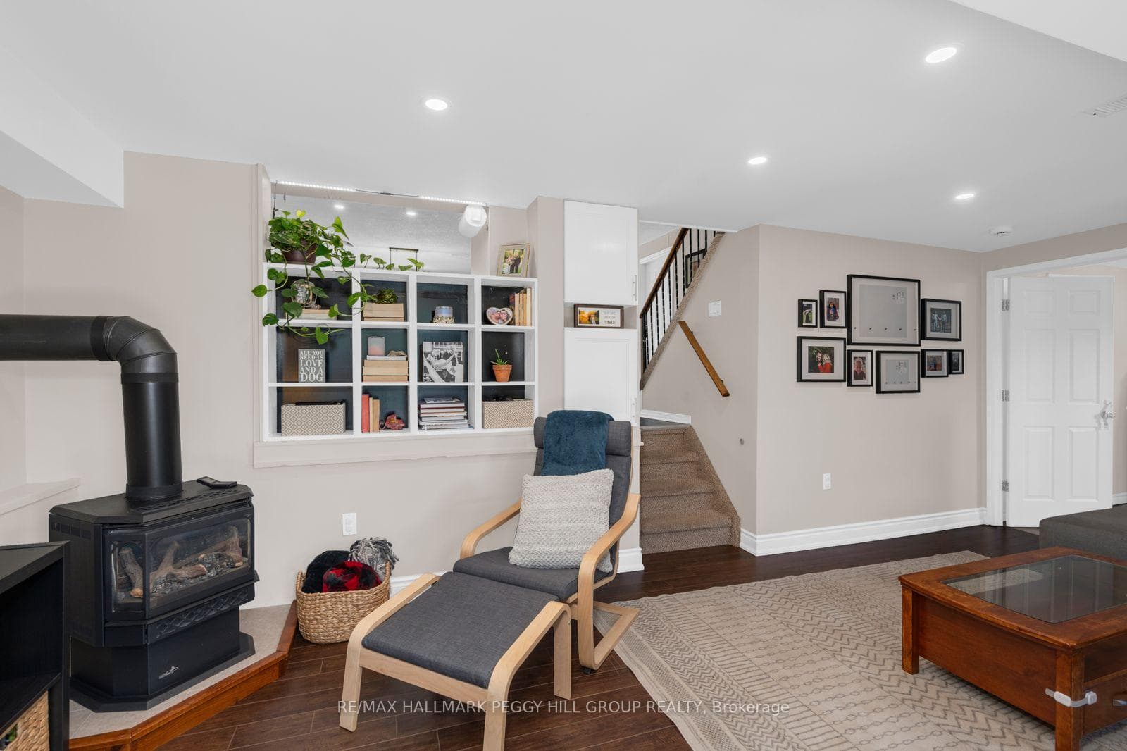 295 Galloway Boulevard photo 6